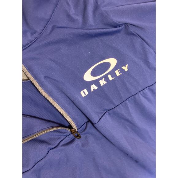 Oakley Performance 1/4 Zip Pullover Men’s Large Reflective Athletic Training Top - Picture 4 of 7